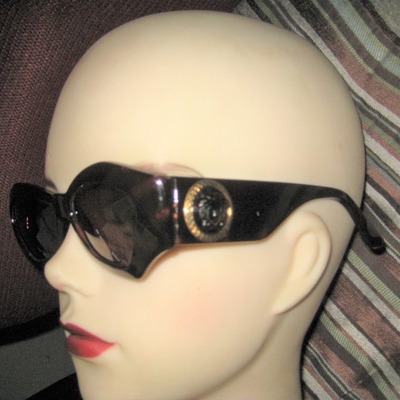 ❤️VERSACE Medusa Head 421/E Col 900 Brown Tortoise Sunglasses + Case